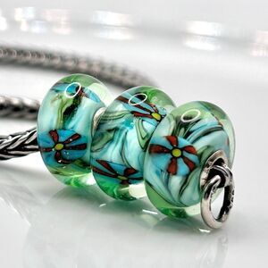 TROLLBEADS Turquoise Blue, Green, Red & Yellow Pinwheel LAA 925S Beach Vibes #1